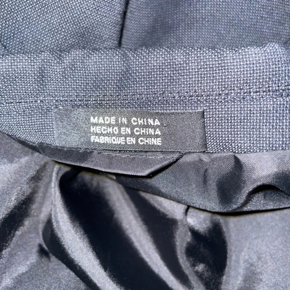 Liz Claiborne LUXE Mens Charcoal Wool/Silk Blend 2 Button Sport Coat Jacket